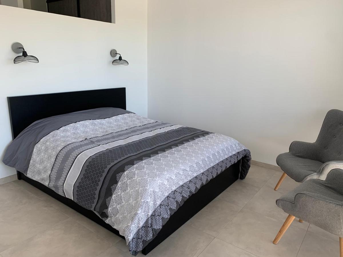 La Balma - 4 Appartements Avec Jardin En Maison Passive De Plain Pied A Frejus-Saint-Raphael Екстер'єр фото